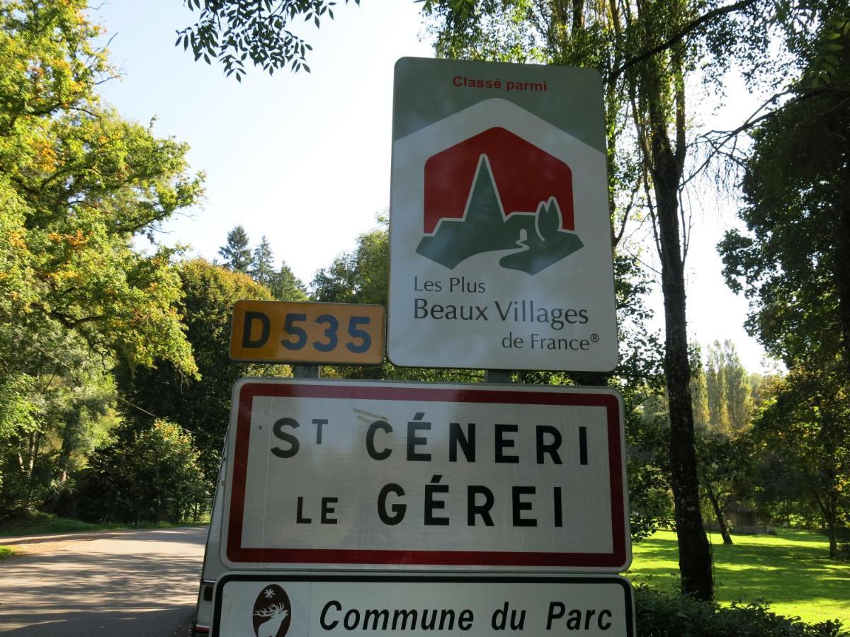 St Germain Panzió Saint-Germain-du-Corbeis Kültér fotó